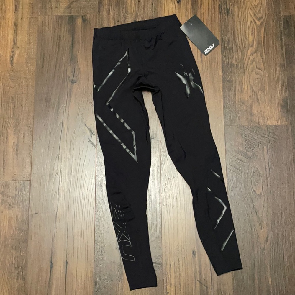 2XU COMPRESSION LEGGINGS SIZE XS BNWT